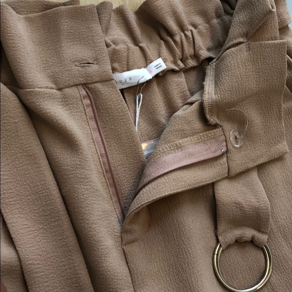 NWT Lush Wide Leg Cropped Pants - Picture 4 of 7